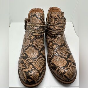 Mata Snakeskin Pattern Ankle Boots